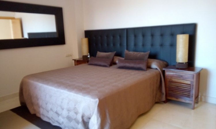 3 Habitación Apartamentos/Pisos en venta en Alicante, Spain - NH-20194