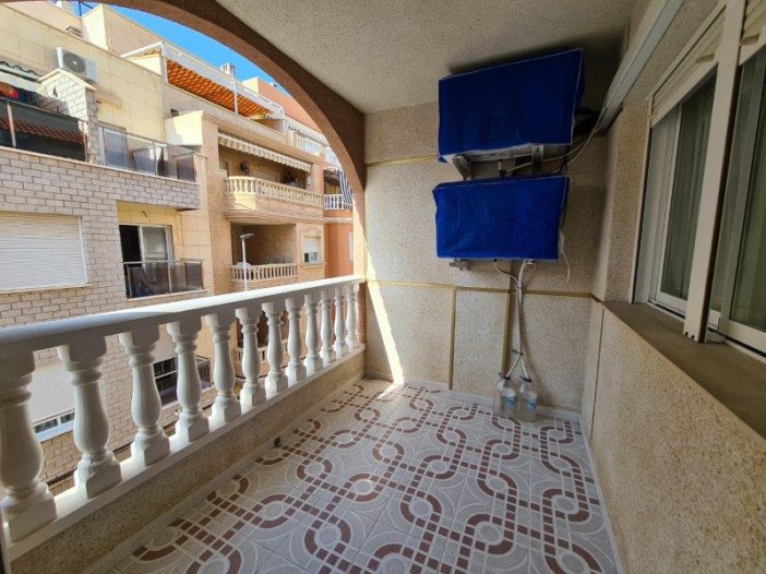 2 Bed Apartments/Flats for sale in Alicante, Spain - 1060