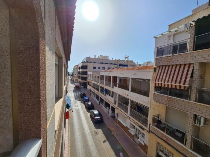 2 Habitación Apartamentos/Pisos en venta en Alicante, Spain - 1060