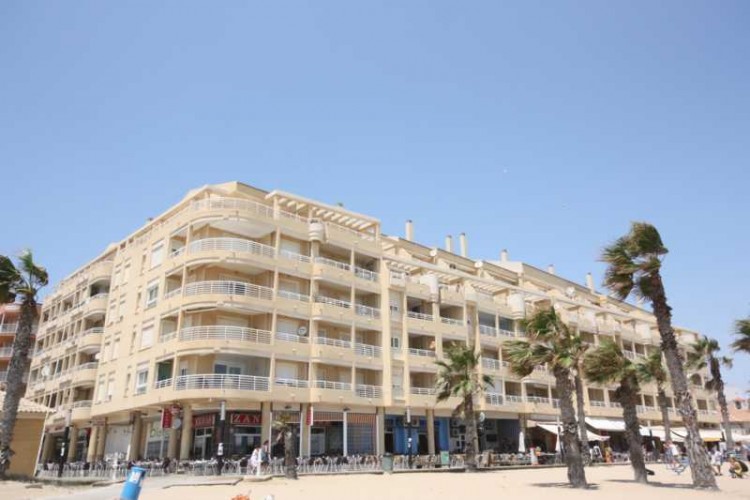 3 Bed Apartments/Flats for sale in Alicante, Spain - NH-94061